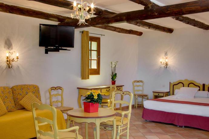 Imagen de la habitación del Hotel And Restaurant Le Mas Des Sables - Aigues Mortes. Foto 4