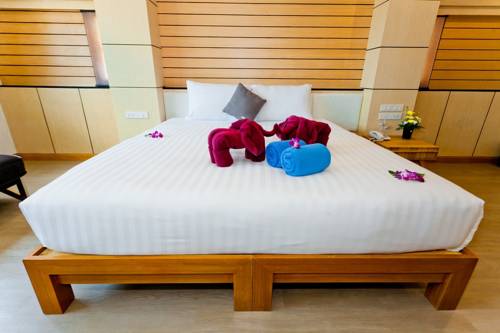 Imagen de la habitación del Hotel Anda Beachside. Foto 15