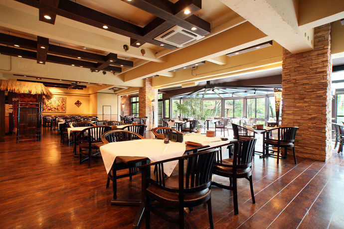 Imagen del bar/restaurante del Hotel Anda Resort Izukogen. Foto 9