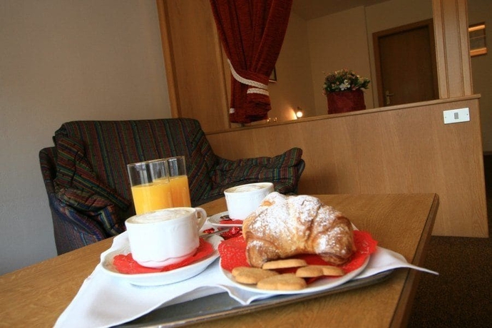 Imagen de la habitación del Hotel Anda Wellness and Spa. Foto 8