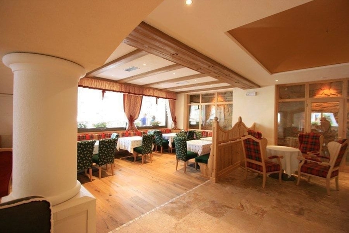 Imagen del bar/restaurante del Hotel Anda Wellness and Spa. Foto 6