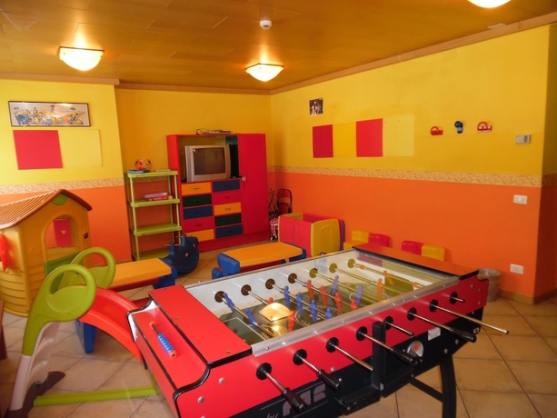 Imagen general del Hotel Andalo. Foto 4