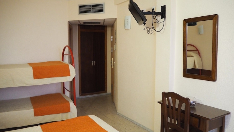 Imagen de la habitación del Hotel Andalucía, Benidorm - Playa Poniente. Foto 3