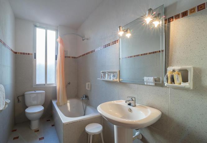 Imagen de la habitación del Hotel Andalucía, Lanjarón ( Alpujarra ). Foto 6