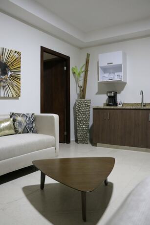 Imagen de la habitación del Hotel Andaluc&iacute;a, TORRE&Oacute;N. Foto 10