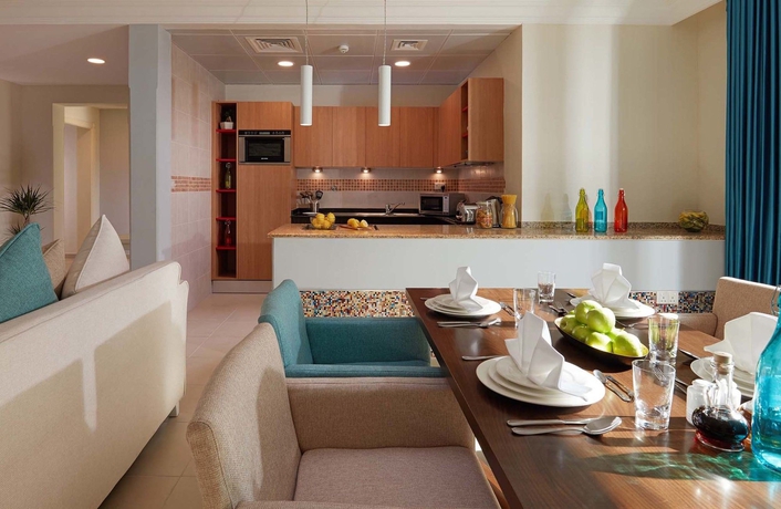 Imagen de los interiores del Hotel Andalus Al Seef Resort and Spa. Foto 8