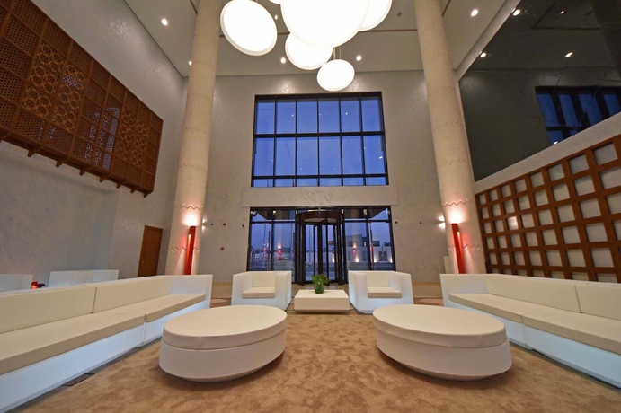 Imagen de los interiores del Hotel Andalus Al Seef Resort and Spa. Foto 9