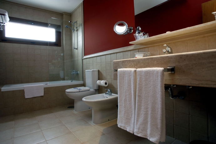 Imagen de la habitación del Hotel Andalussia. Foto 17