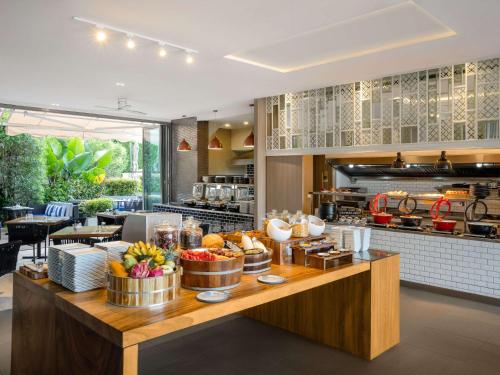 Imagen general del Hotel Andaman Beach Phuket - Handwritten Collection. Foto 4