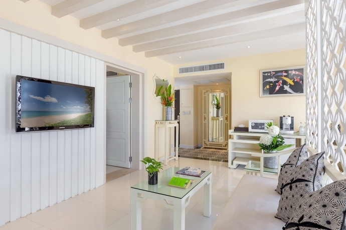 Imagen de la habitación del Hotel Andaman Embrace Patong. Foto 11