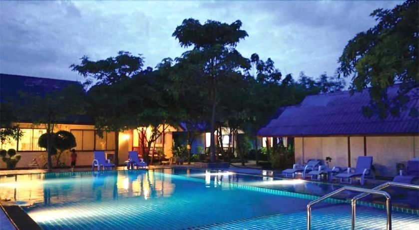 Imagen de la piscina del Hotel Andaman Resort. Foto 14