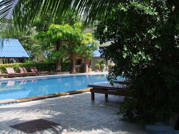 Imagen de la piscina del Hotel Andaman Resort. Foto 15