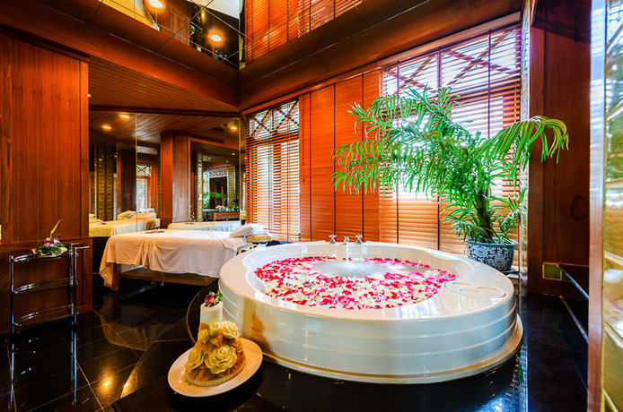 Imagen de los interiores del Hotel Andaman Seaview. Foto 6