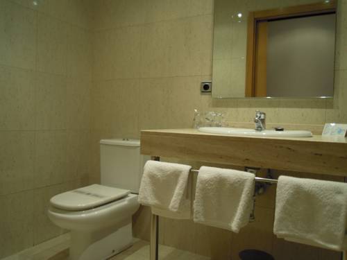 Imagen de la habitación del Hotel Andamur San Román. Foto 3