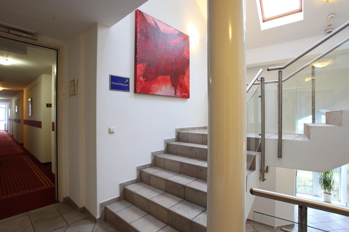 Imagen de los interiores del Hotel Andante Erding. Foto 8