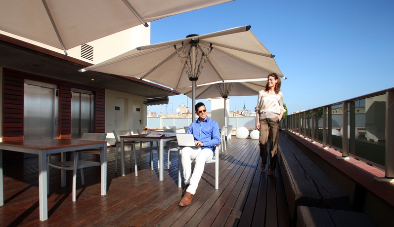 Imagen de los exteriores del Hotel Andante Princesa. Foto 11