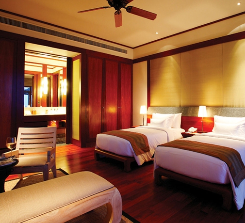 Imagen de la habitación del Hotel Andara Resort Villas. Foto 8