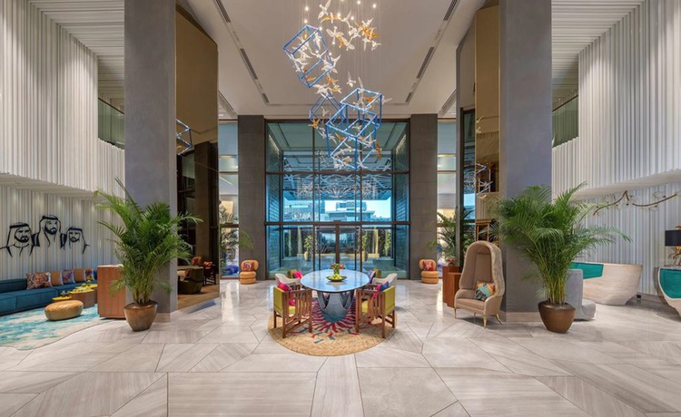Imagen de los interiores del Hotel Andaz Dubai The Palm, by Hyatt. Foto 11