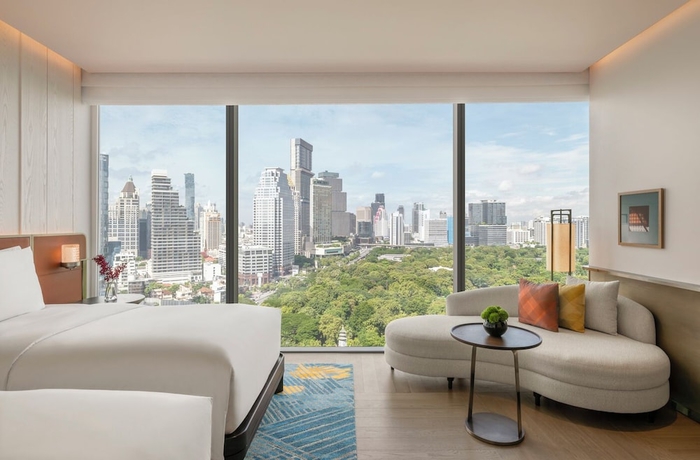 Imagen de la habitación del Hotel Andaz One Bangkok. Foto 10