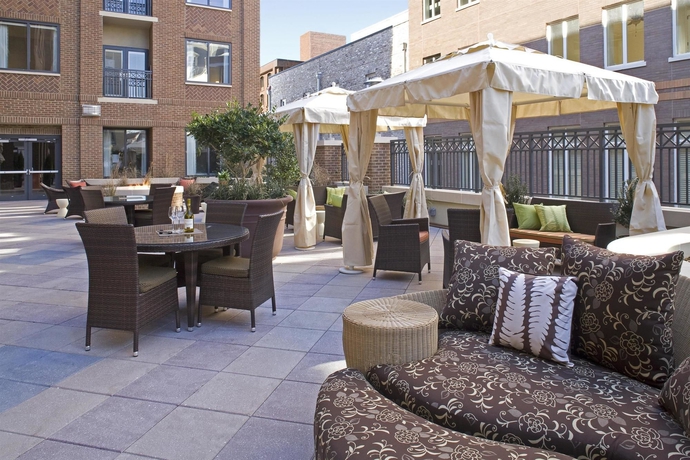 Imagen de la piscina del Hotel Andaz Savannah - A Concept By Hyatt. Foto 9