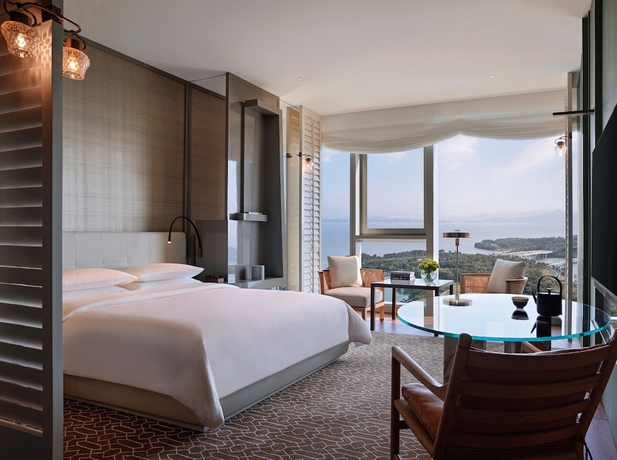 Imagen de la habitación del Hotel Andaz Shenzhen Bay. Foto 10