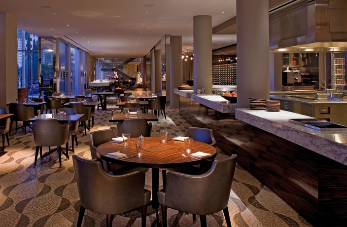 Imagen del bar/restaurante del Hotel Andaz West Hollywood - A Concept By Hyatt. Foto 2