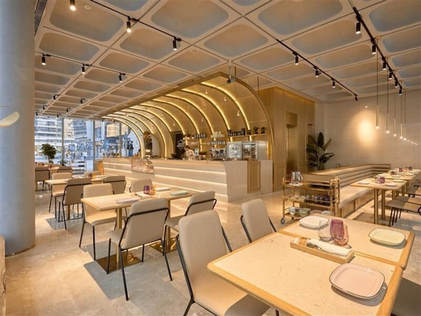 Imagen del bar/restaurante del Hotel Andaz Xiamen. Foto 7