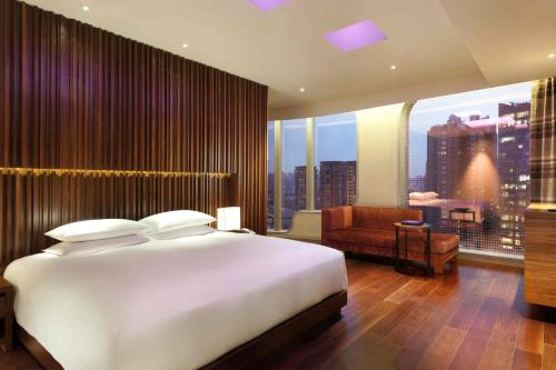 Imagen de la habitación del Hotel Andaz Xintiandi Shanghai - A Concept By Hyatt. Foto 13