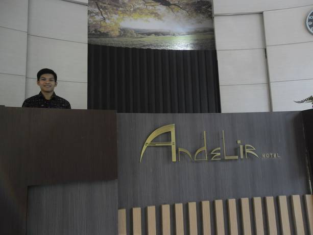 Imagen de los interiores del Hotel Andelir, Bandung. Foto 16