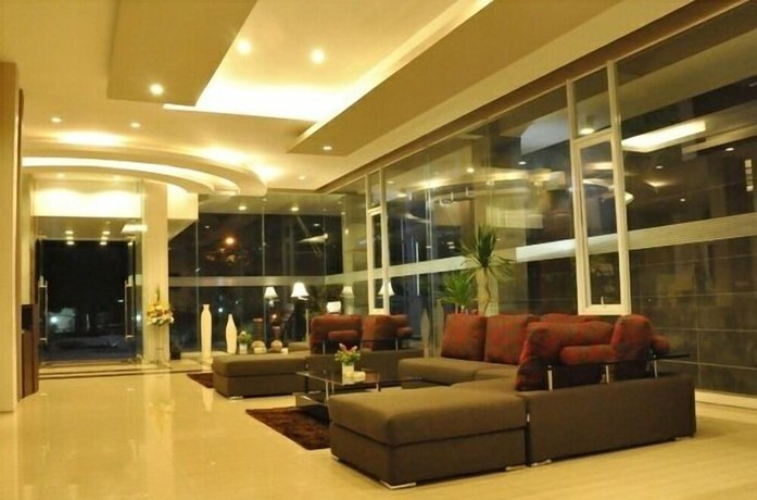 Imagen de los interiores del Hotel Andelir, Bandung. Foto 20