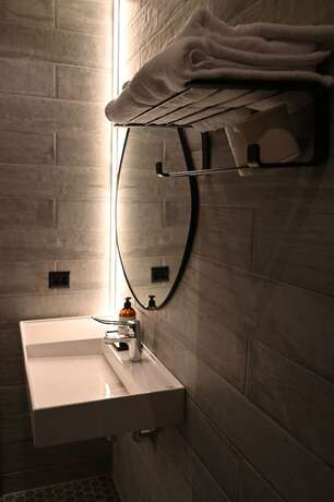 Imagen de la habitación del Hotel Andenes Suite. Foto 12