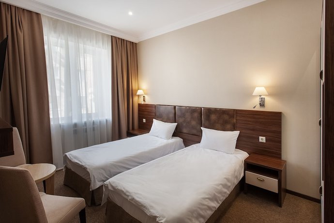 Imagen de la habitación del Hotel Andersen, Dombay. Foto 4