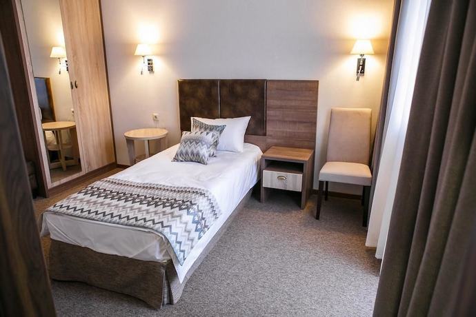 Imagen de la habitación del Hotel Andersen, Dombay. Foto 12