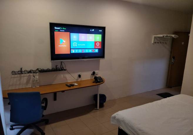 Imagen de la habitación del Hotel Anderson. Foto 11