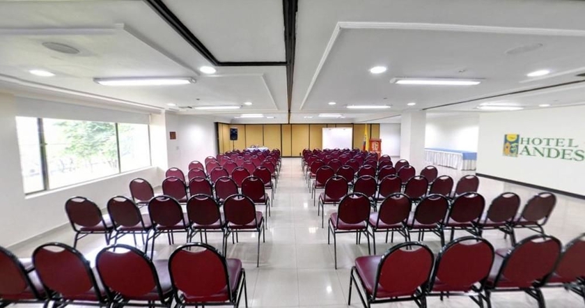 Imagen de los interiores del Hotel Andes Plaza. Foto 11