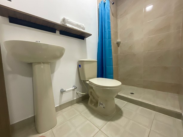 Imagen de la habitación del Hotel Andina Blue Santa Marta. Foto 11