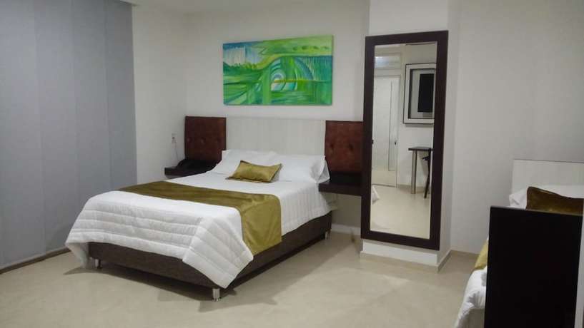 Imagen de la habitación del Hotel Andinos Plaza Florencia. Foto 2