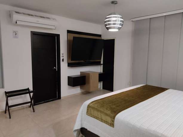 Imagen de la habitación del Hotel Andinos Plaza Florencia. Foto 6