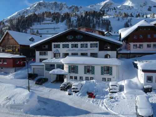 Imagen general del Hotel Andi\'s Skihotel. Foto 1