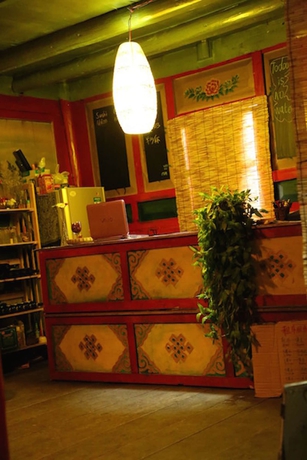Imagen de los interiores del Hotel Ando Tibetan Inn. Foto 19