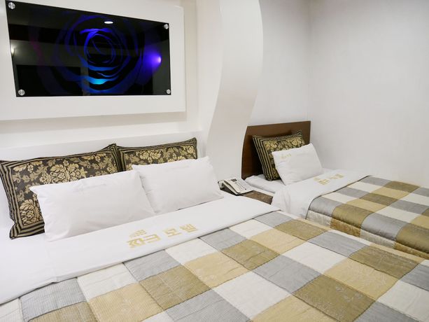 Imagen de la habitación del Hotel Andong Park Hotel. Foto 20