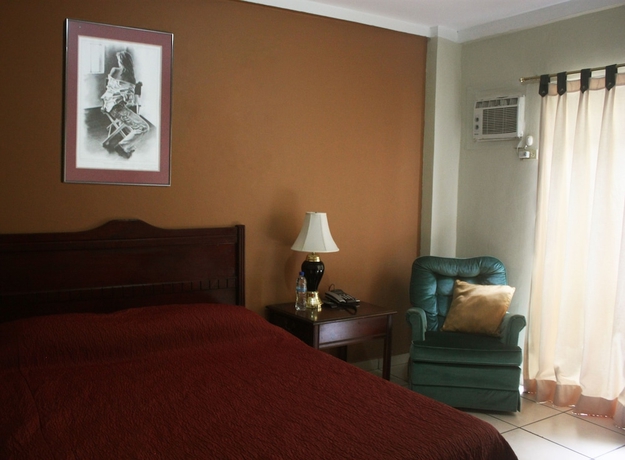 Imagen de la habitación del Hotel Andoria. Foto 8