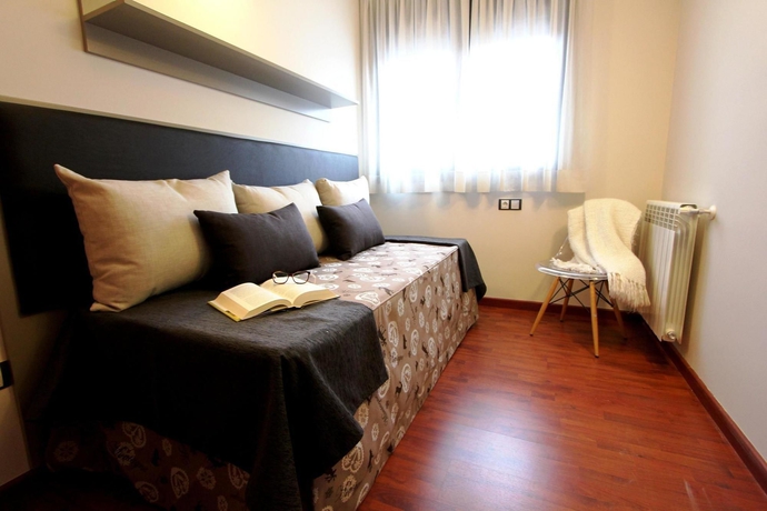 Imagen de los exteriores del Hotel Andorra Peretol. Foto 8