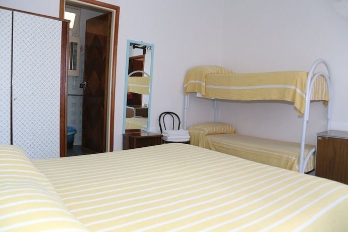 Imagen de la habitación del Hotel Andrea Doria. Foto 6
