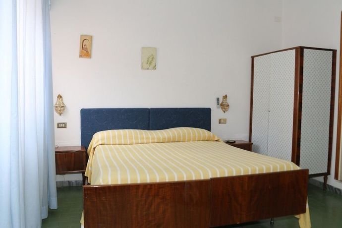 Imagen de la habitación del Hotel Andrea Doria. Foto 10