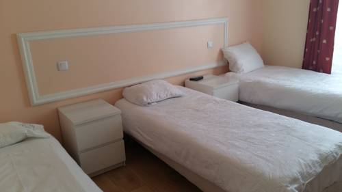 Imagen de la habitación del Hotel André Gill. Foto 8