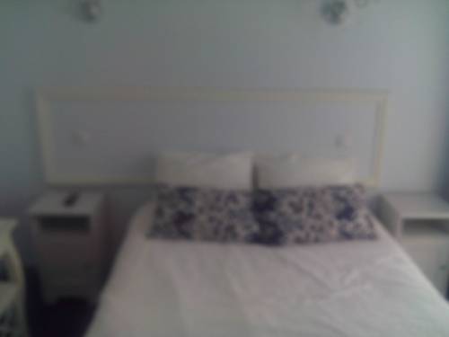 Imagen de la habitación del Hotel André Gill. Foto 13