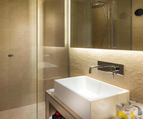 Imagen de la habitación del Hotel Andréa. Foto 6