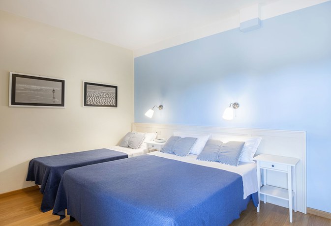 Imagen de la habitación del Hotel Andreaneri. Foto 3