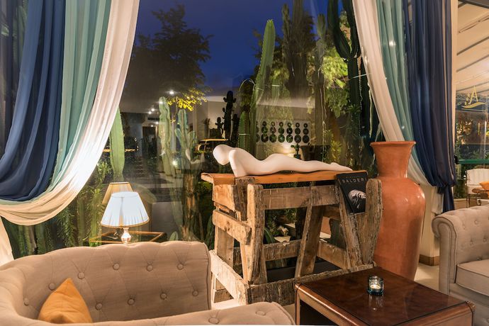 Imagen de los interiores del Hotel Andreaneri. Foto 17